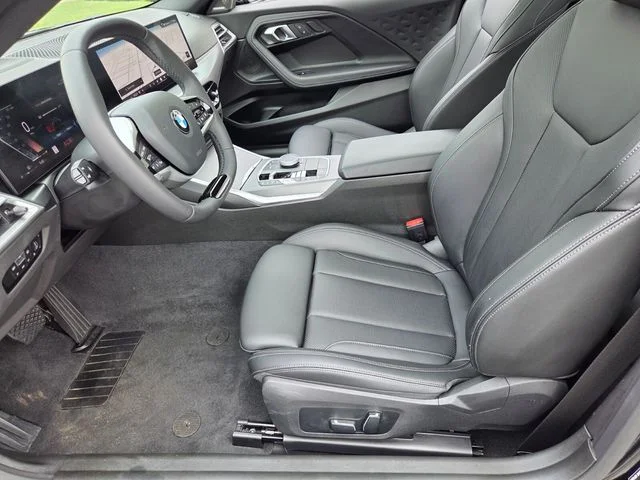 2025 BMW 2 Series 230i - Photo 14