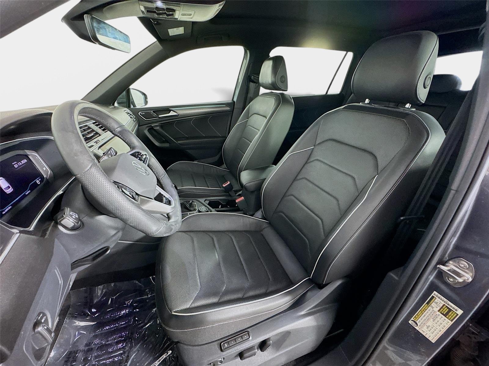Used 2024 Gray Volkswagen SEL R-Line image 11
