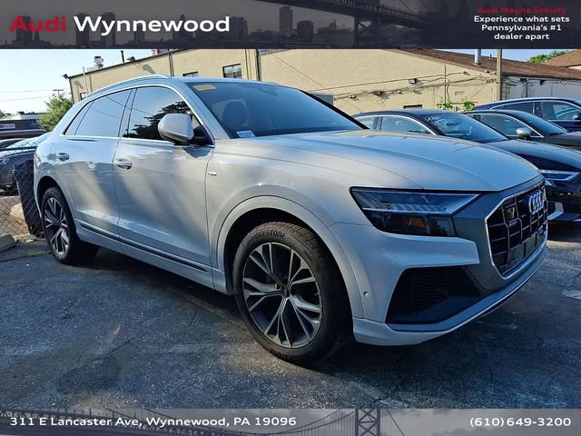 2023 Audi Q8 55 Premium Plus