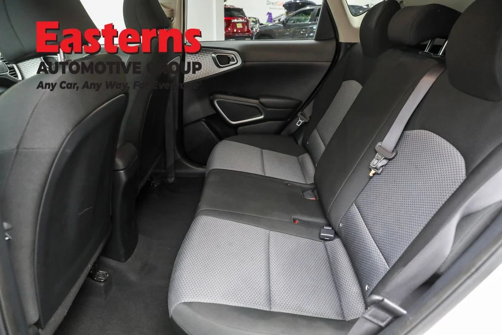 Used 2023 White Kia LX image 21