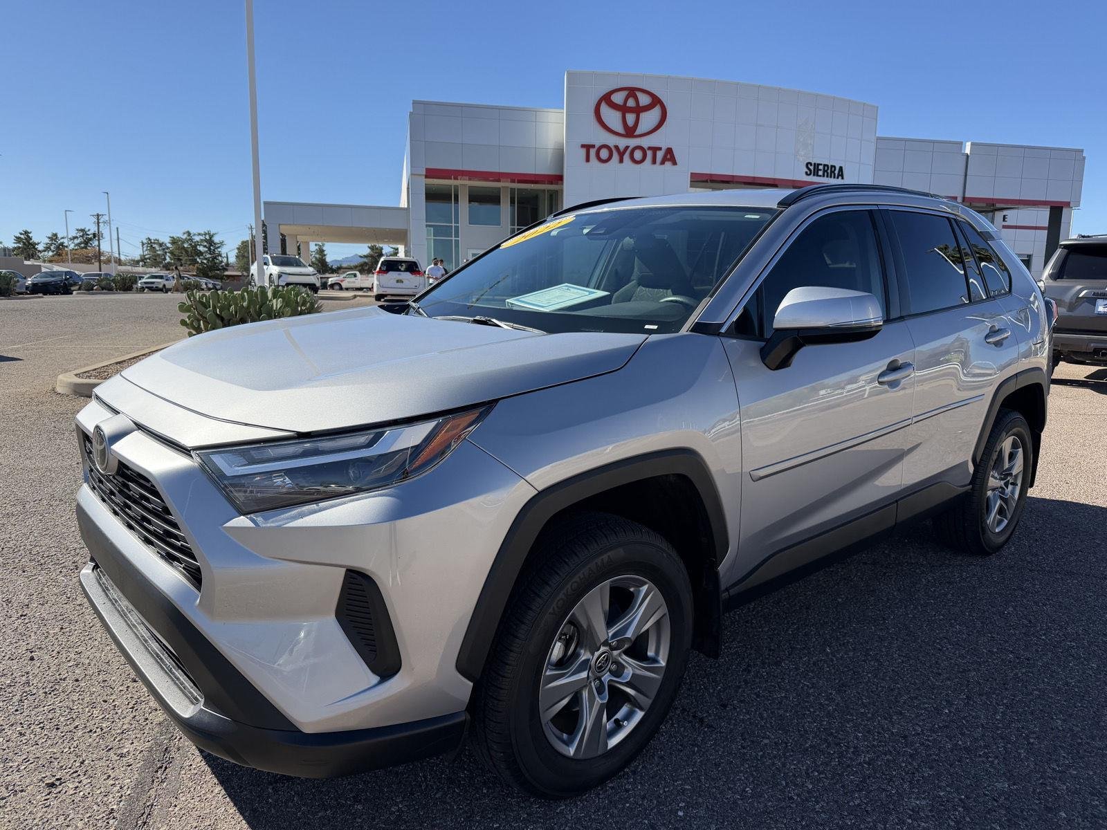 2022 Toyota RAV4 XLE