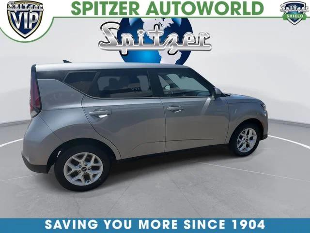 Certified Used 2023 Gray Kia LX image 9