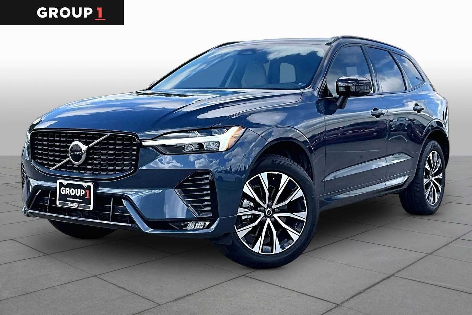 2024 Volvo XC60 Core Dark Theme