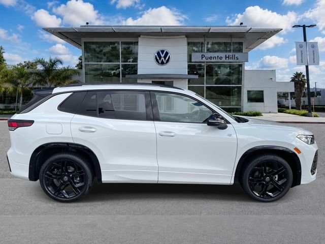 New 2026 White/off-white Volkswagen 2.0T SEL R-Line Turbo image 3