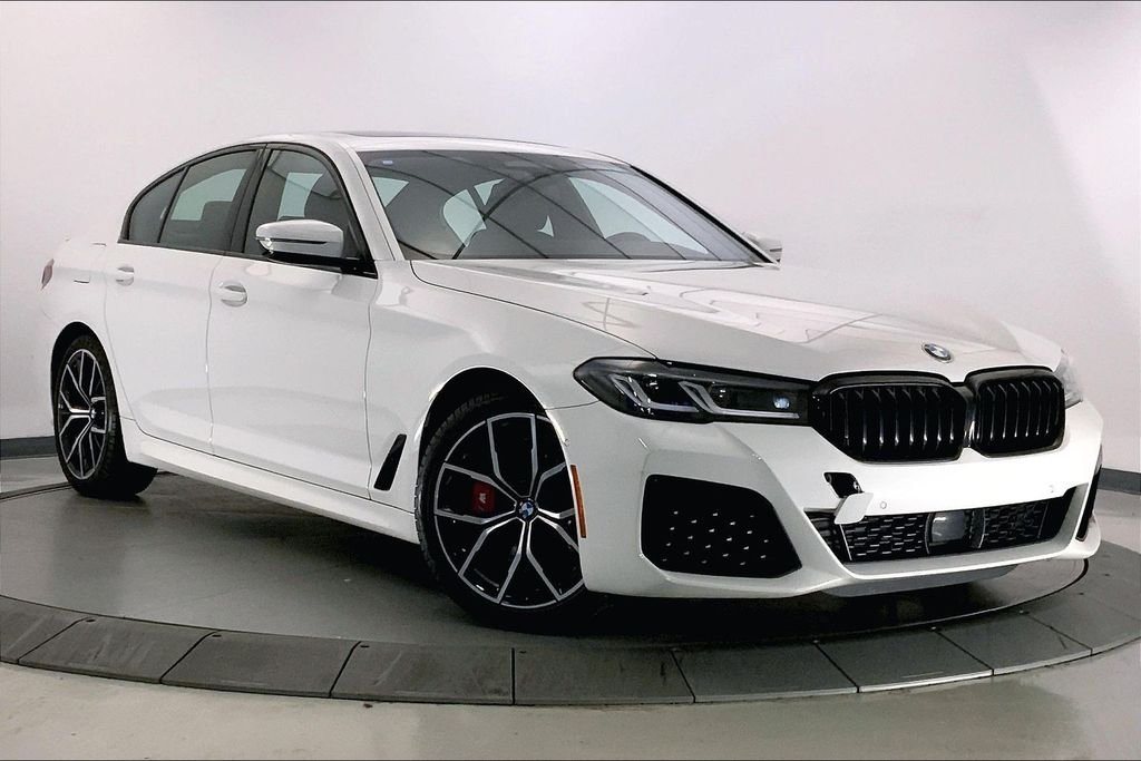 Used 2023 Alpine White BMW  image 33