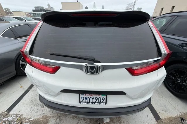 Used 2018 White Diamond Pearl Honda LX image 9