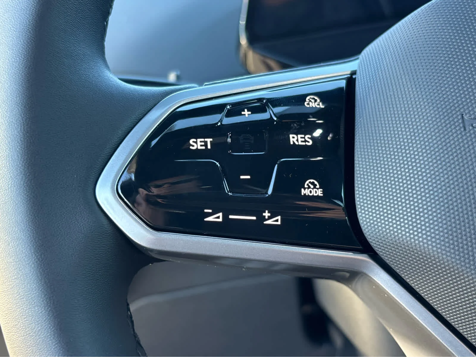 2025 Volkswagen ID.4 PRO - Photo 19
