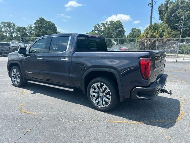 Used 2023 Silver GMC Denali image 3
