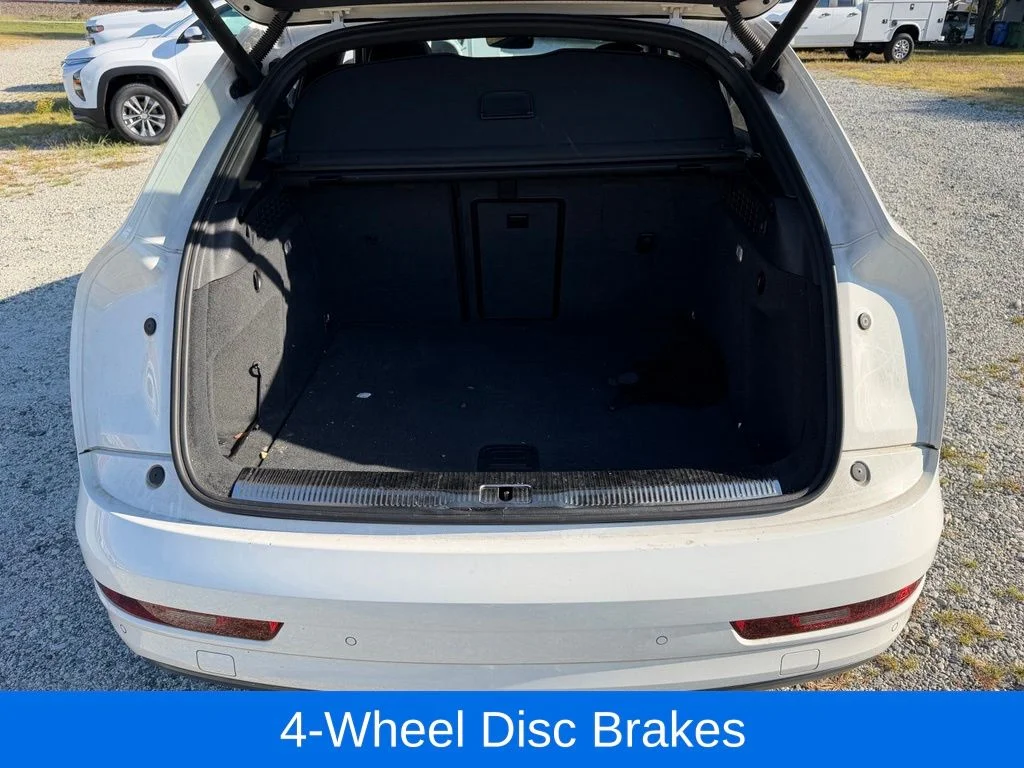 Used 2018 White Audi 2.0T Premium Plus image 14