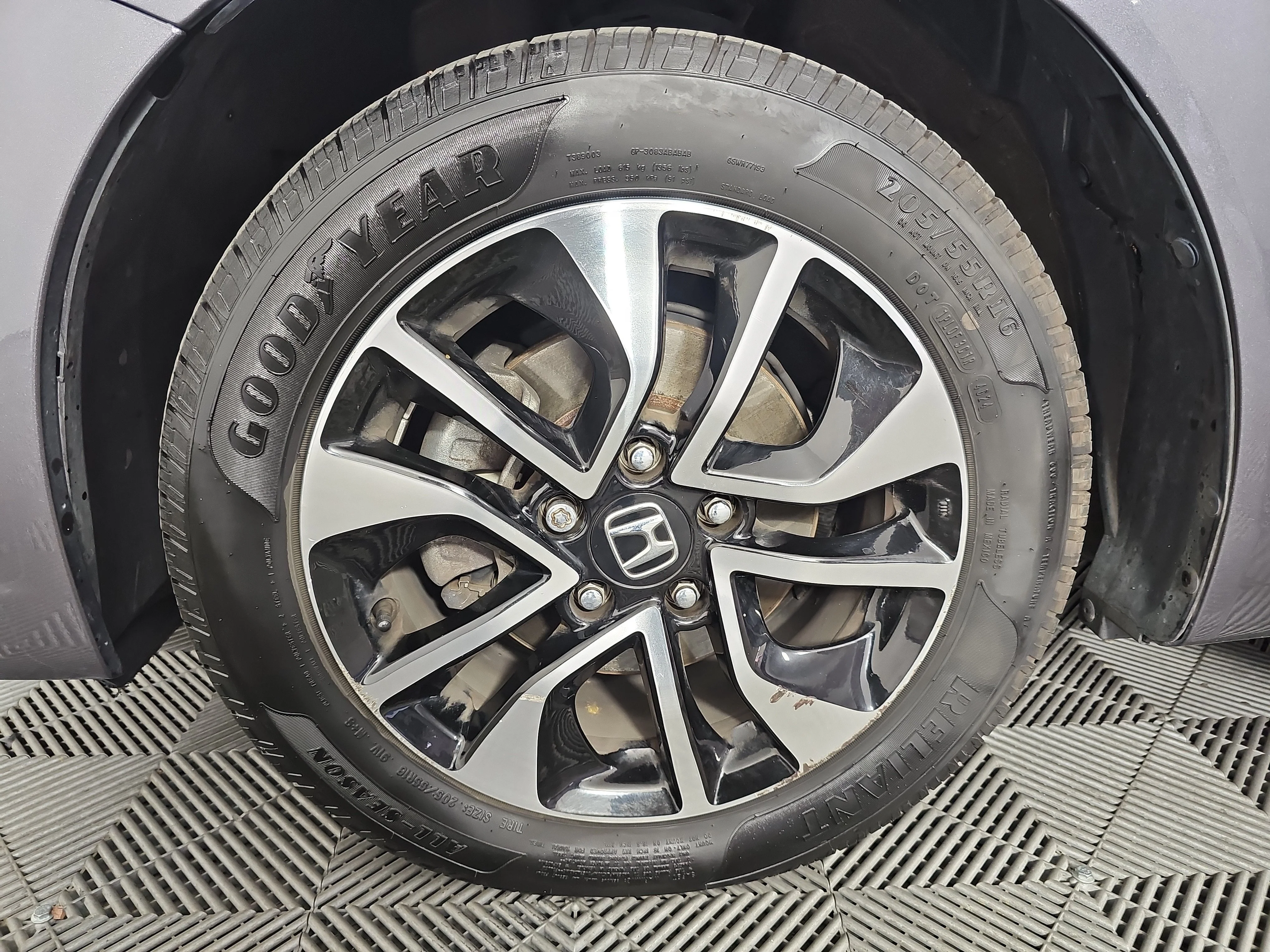 Used 2015 Modern Steel Metallic Honda EX image 13