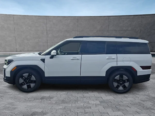 New 2027 White Hyundai SEL image 4