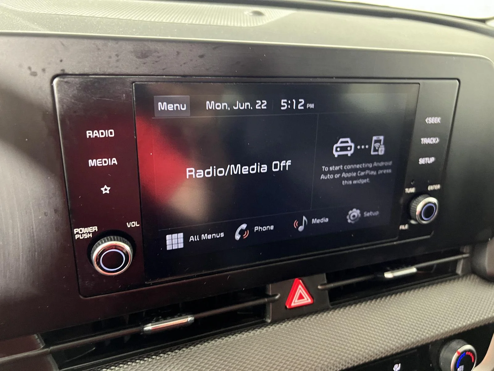 Used 2024 Gy Kia LX image 9