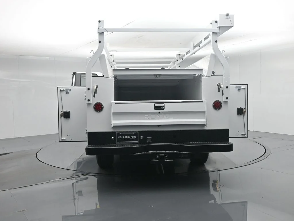 New 2026 White Ford XL image 38