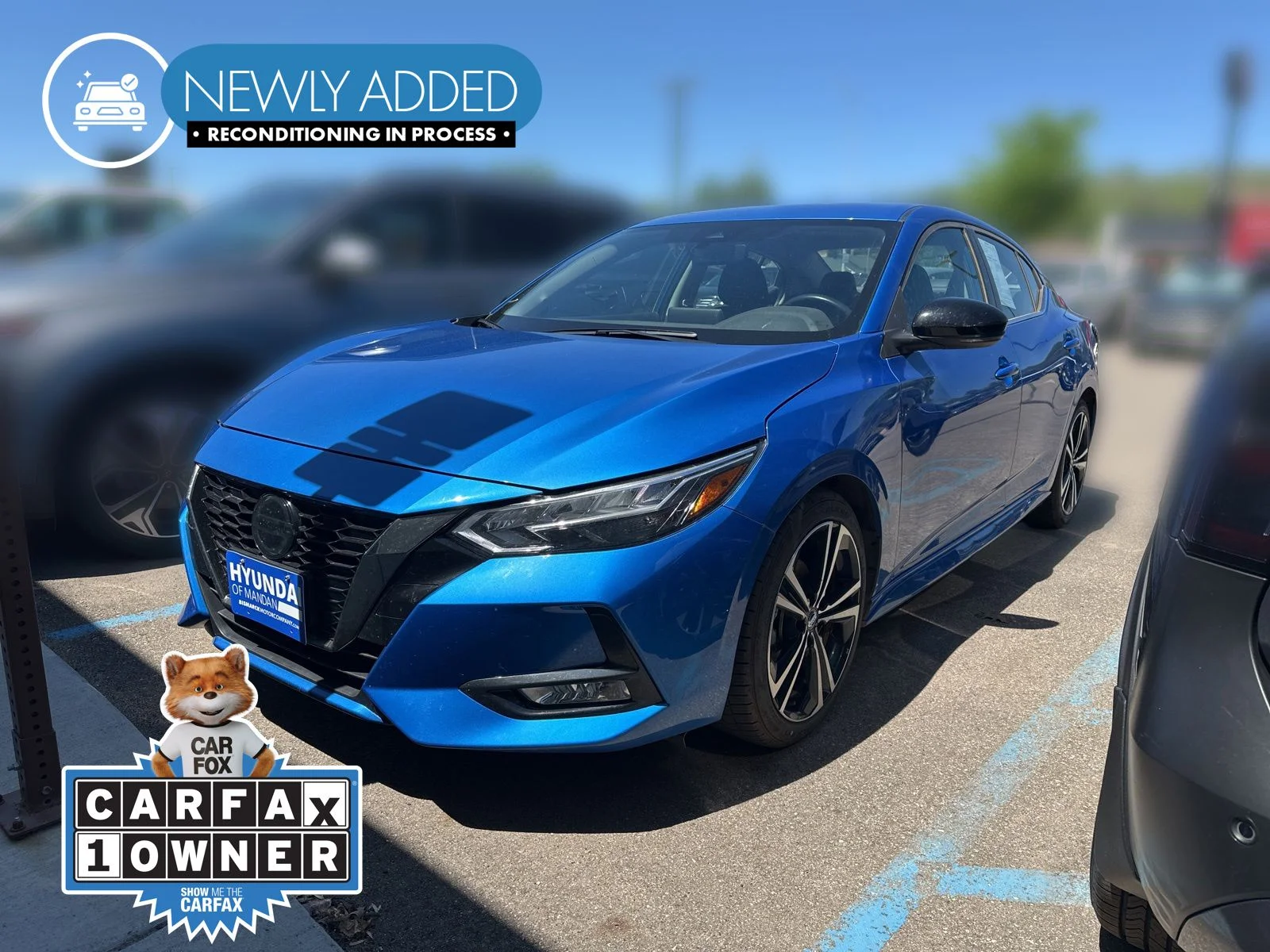 2023 Nissan Sentra SR CVT's photo