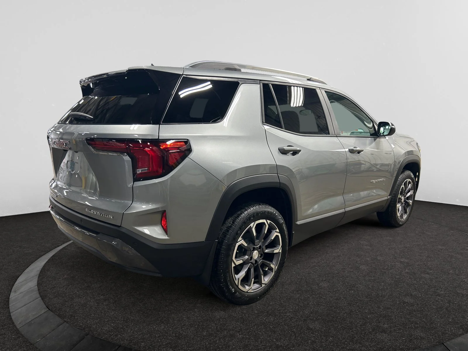New 2027 Sterling Metallic GMC AWD Elevation image 5