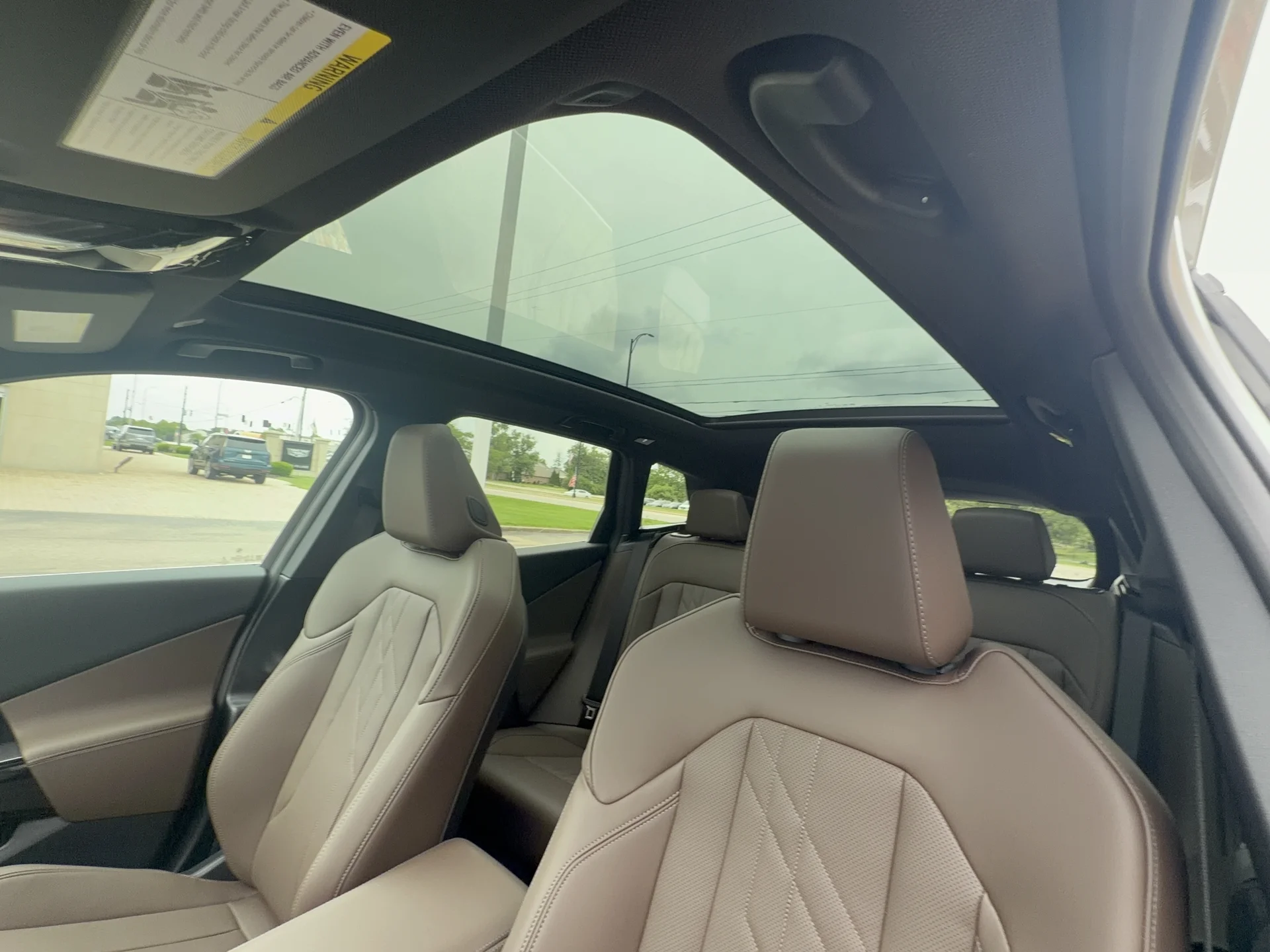 New 2026 Mineral White Metallic BMW 30 xDrive image 22