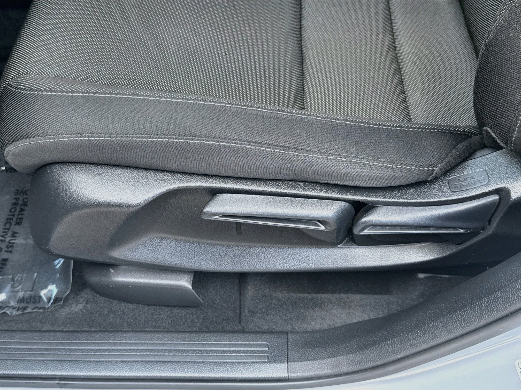Used 2024 Lunar Silver Metallic Honda LX image 15