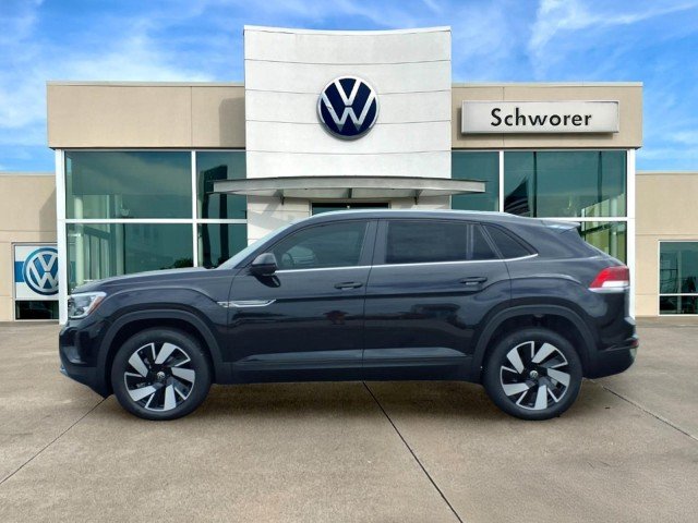 2026 Volkswagen Atlas Cross Sport SE w/Technology 4M