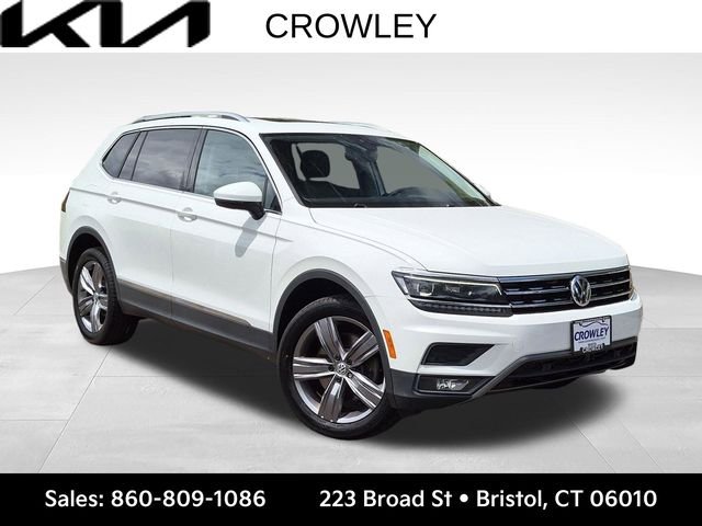 Used 2019 White Volkswagen 2.0T SEL Premium image 1