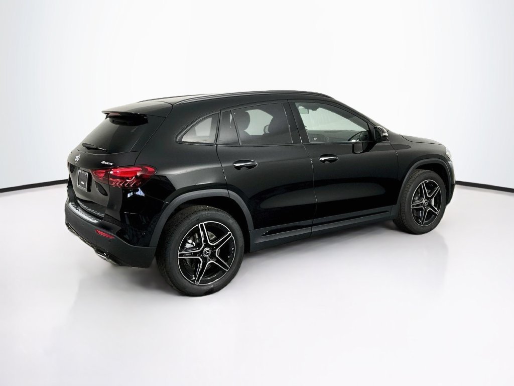 New 2026 Night Black Mercedes-Benz GLA 250 image 36
