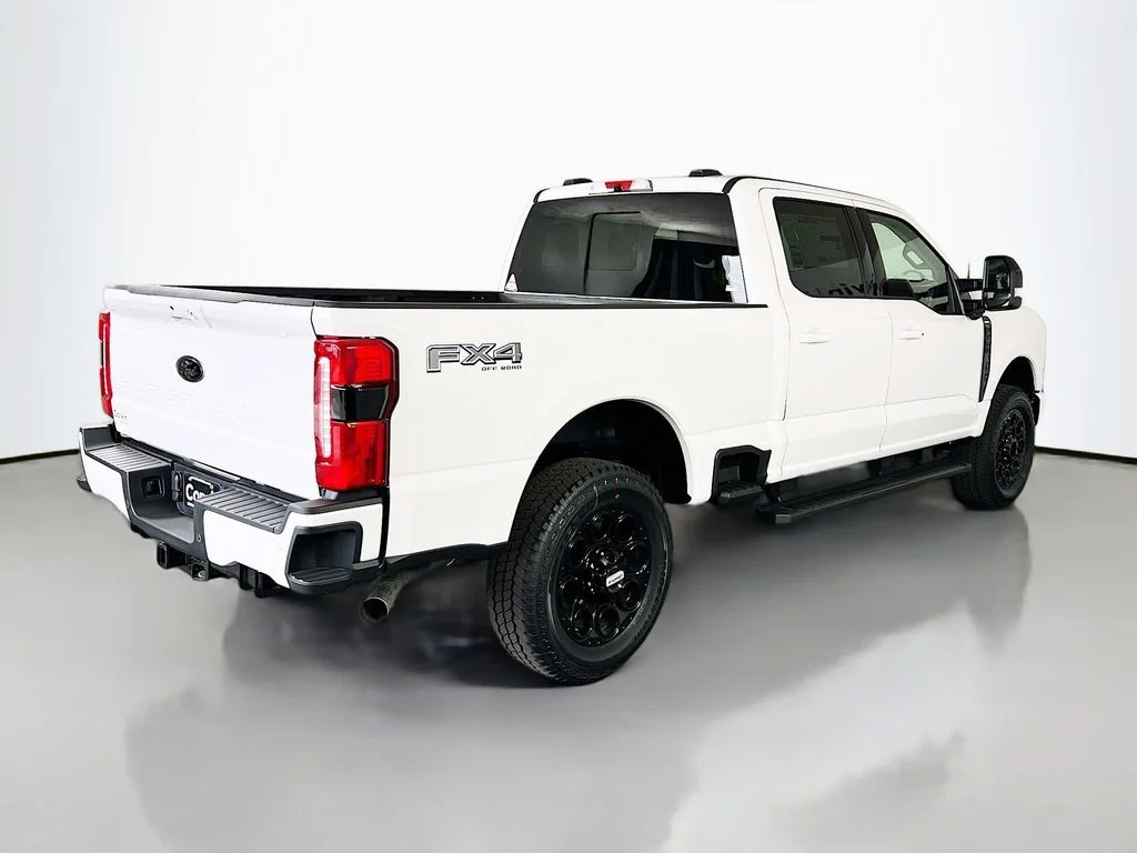 New 2026 Star White Metallic Tri-Coat Ford Lariat image 15