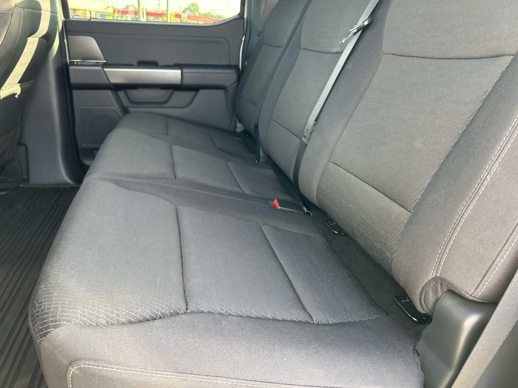 Certified Used 2024 Avalanche Ford XLT image 19