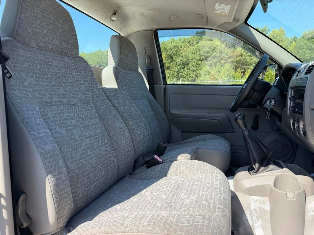 Used 2007 White Chevrolet LS image 23