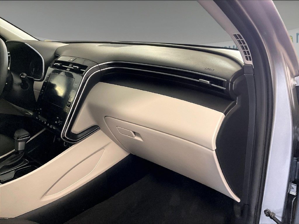 Used 2024 Silver Hyundai SEL image 13