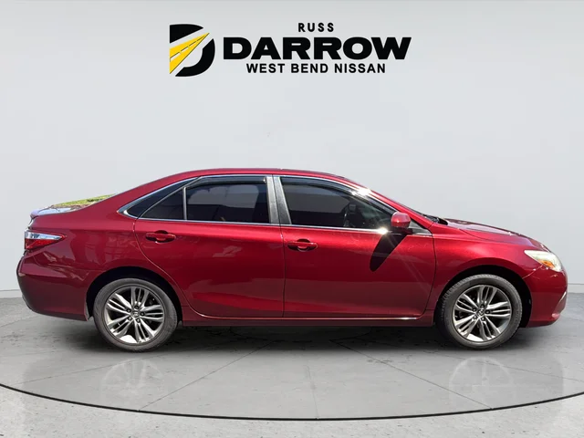 Used 2016 Red Toyota SE image 6
