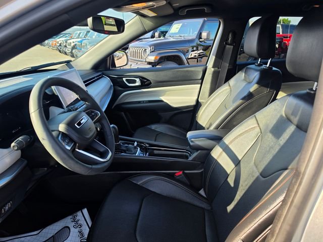 Used 2024 Silver Jeep Limited image 15