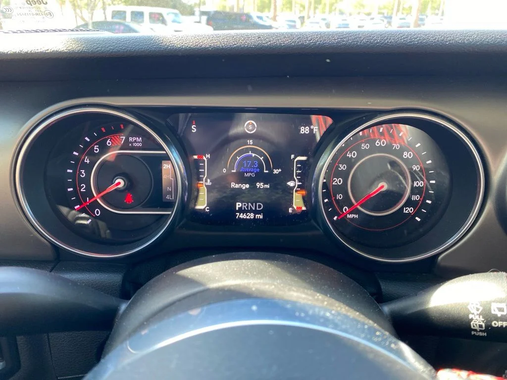 Used 2019 Green Jeep Unlimited Rubicon image 17