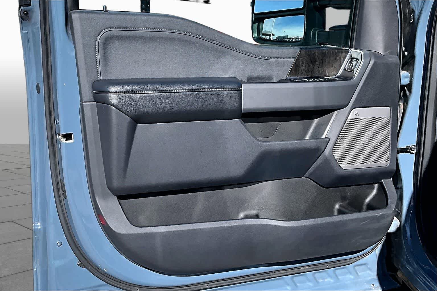 Used 2023 Azure Gray Metallic Tri-Coat Ford LARIAT image 21