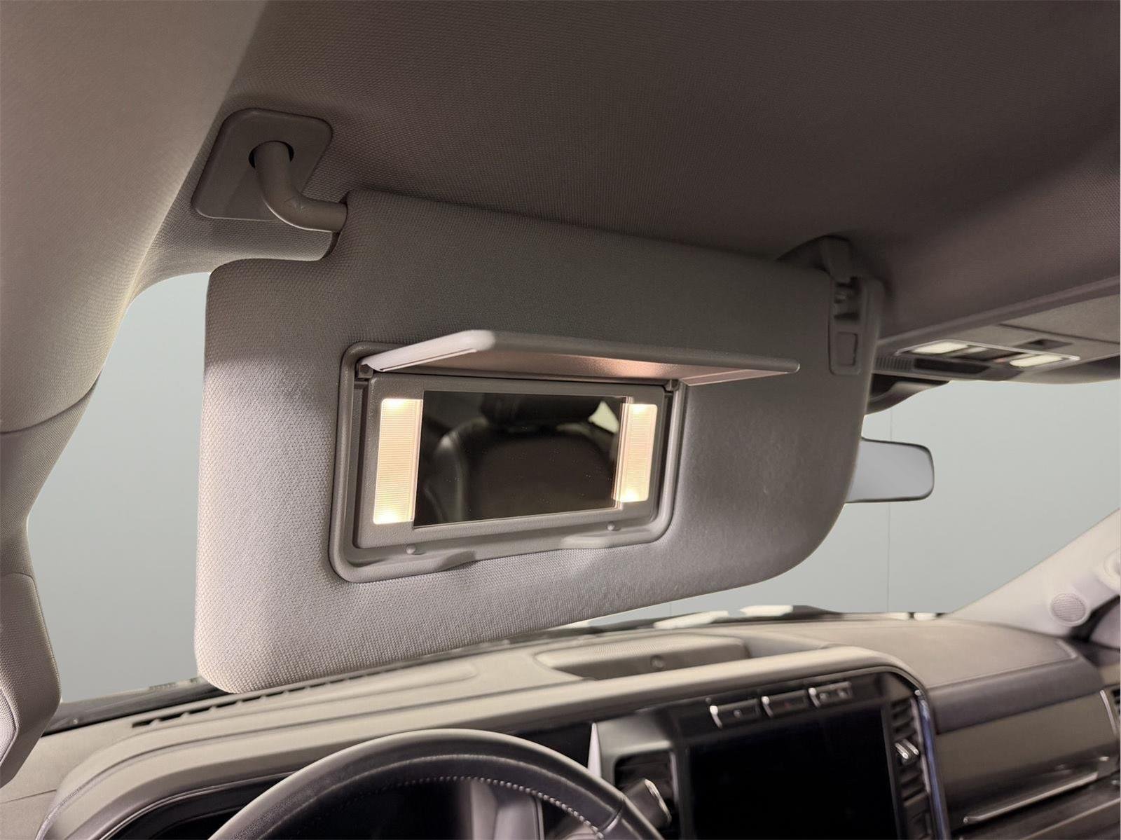 Used 2024 Oxford White Ford LARIAT image 51