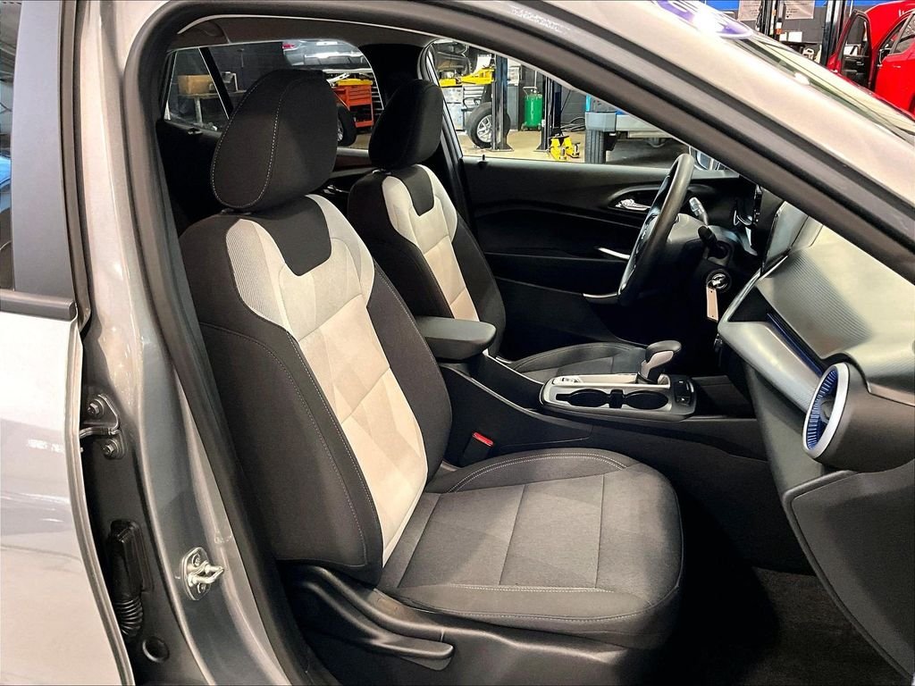 Used 2024 Gray Chevrolet LS image 11
