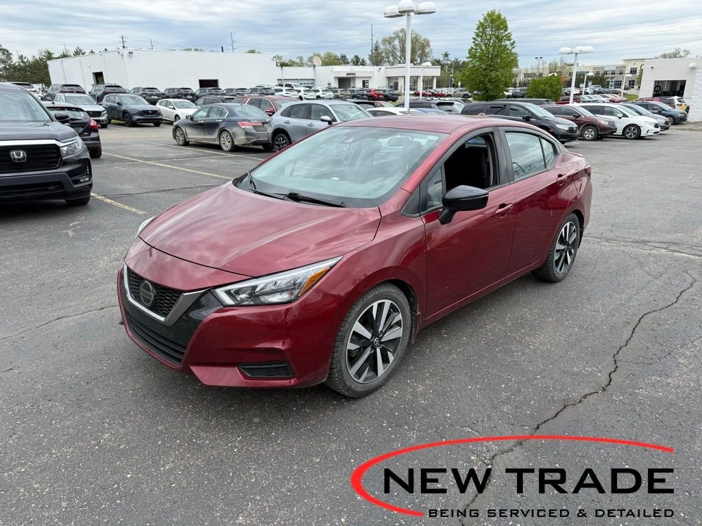 2022 Nissan Versa 1.6 SR CVT's photo