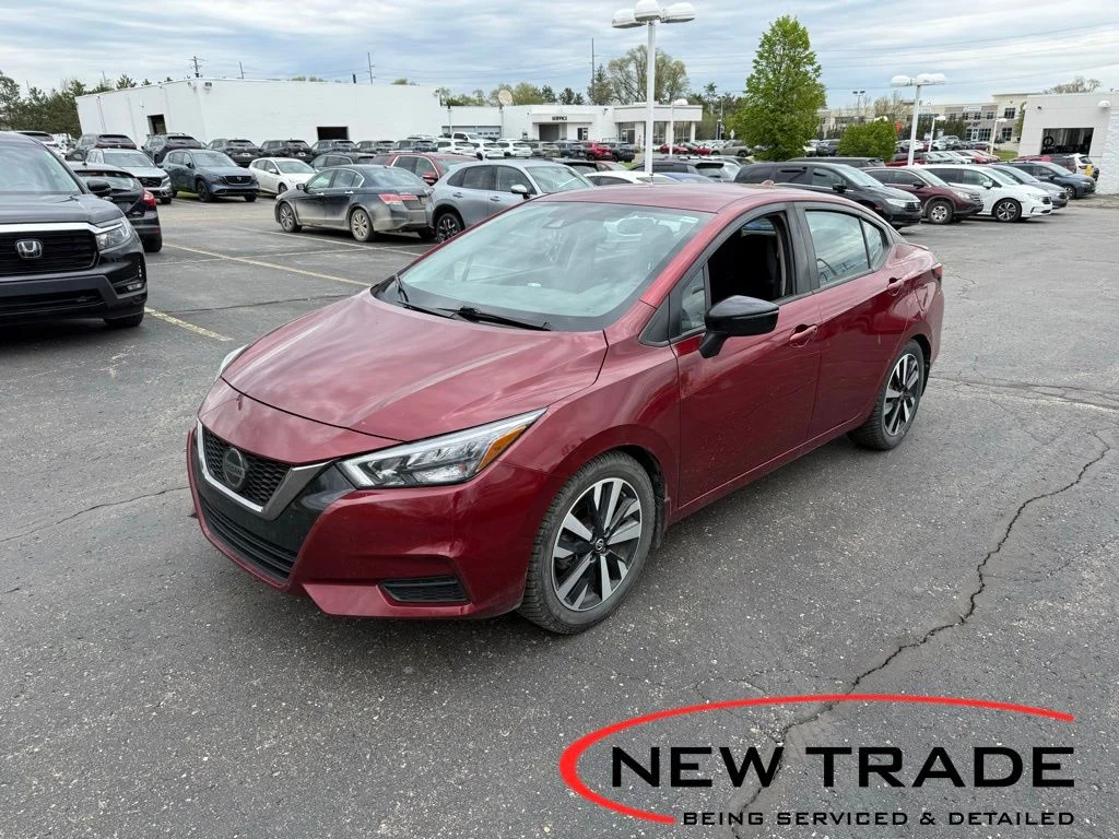 2022 Nissan Versa 1.6 SR CVT's photo