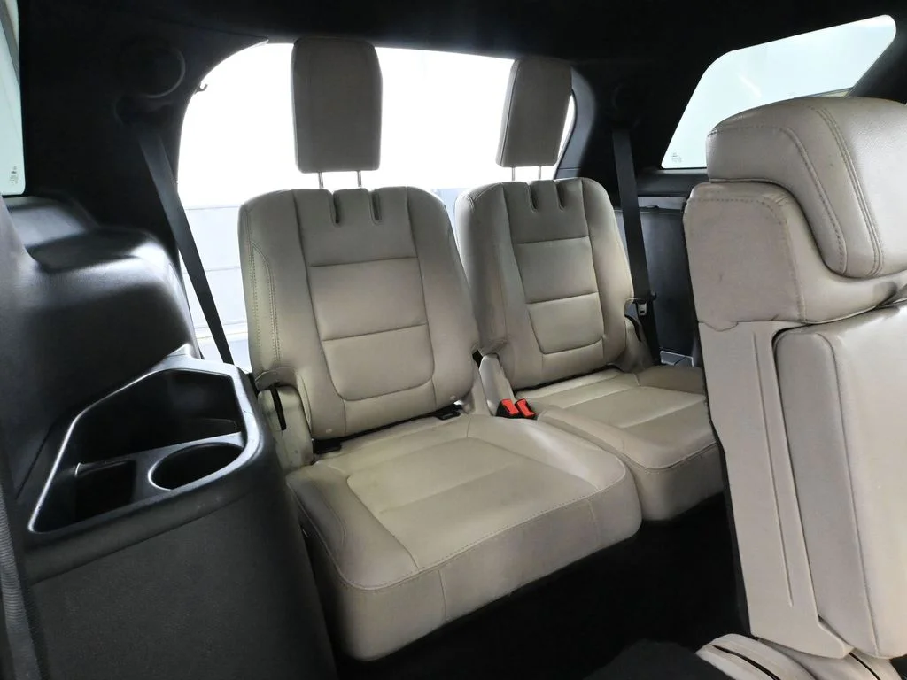Used 2018 Red Ford Limited image 46