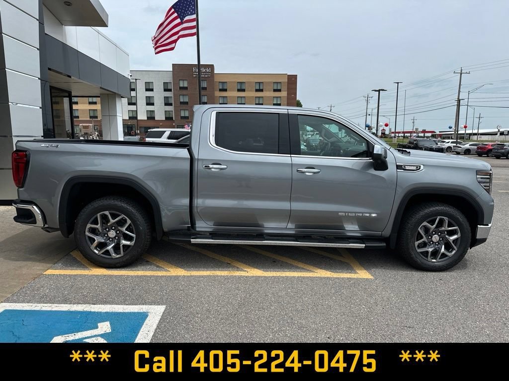 2026 GMC Sierra 1500 SLT - Photo 9