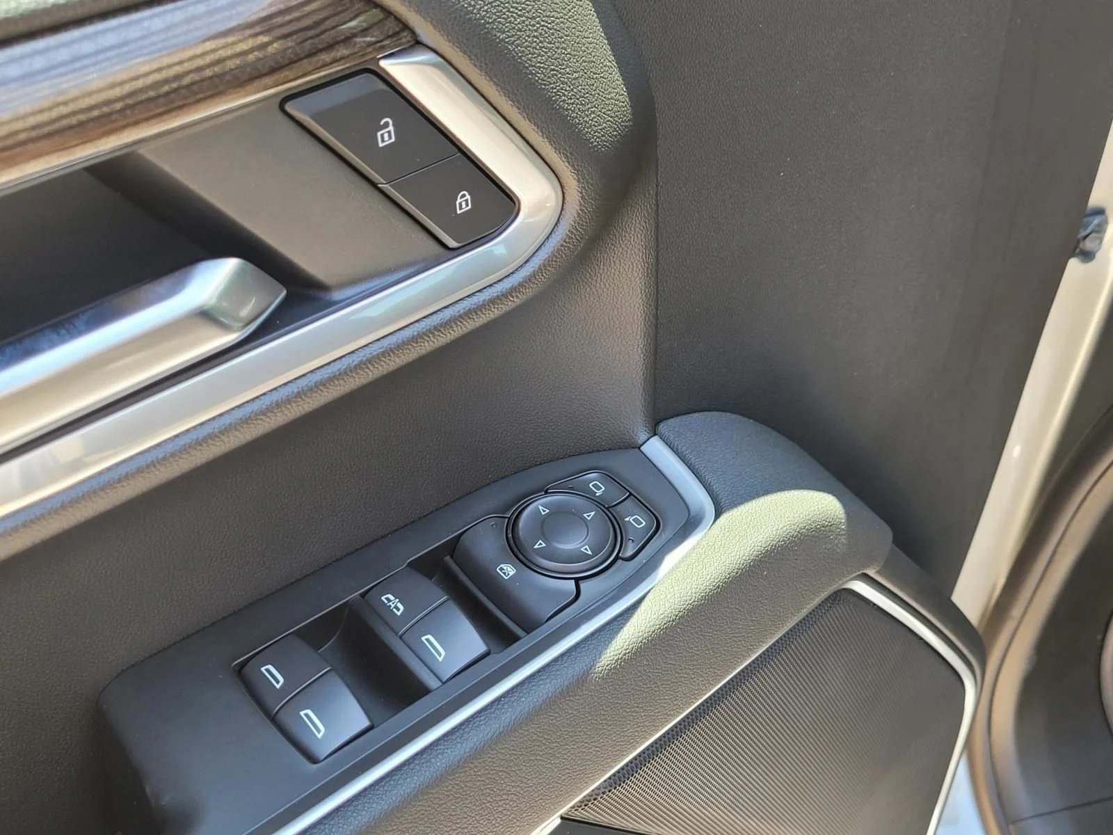 2026 Chevrolet Silverado 1500 RST - Photo 13
