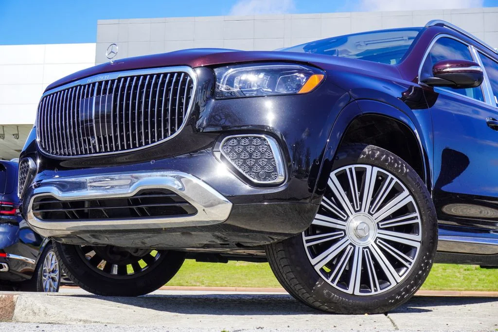 Used 2024 Black Mercedes-Benz Maybach GLS 600 image 2