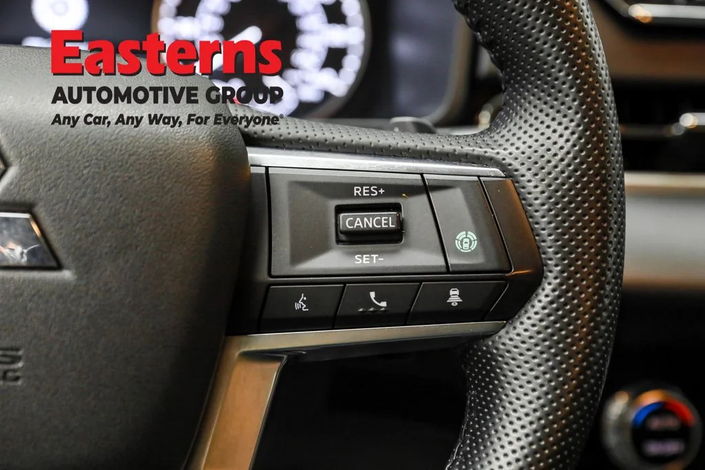 Used 2024 Gray Mitsubishi SE image 16