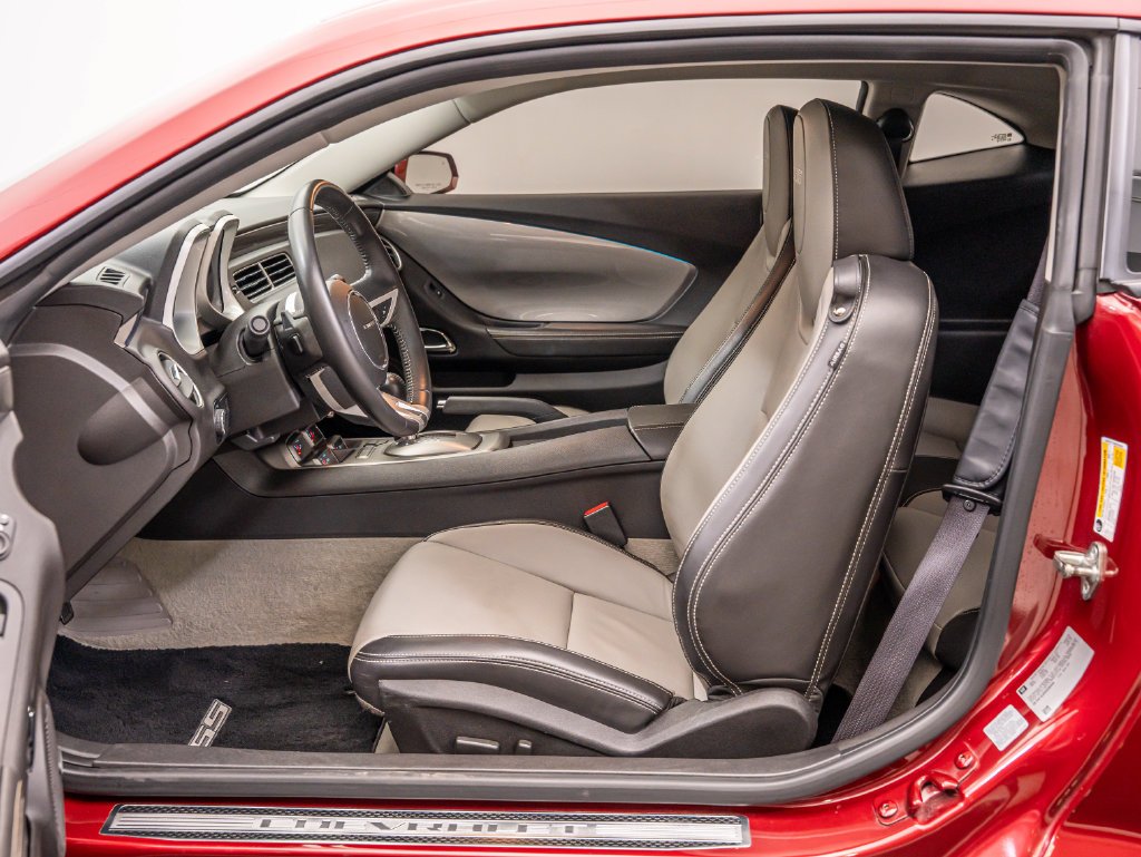 Used 2010 Red Jewel Tintcoat Chevrolet SS image 22