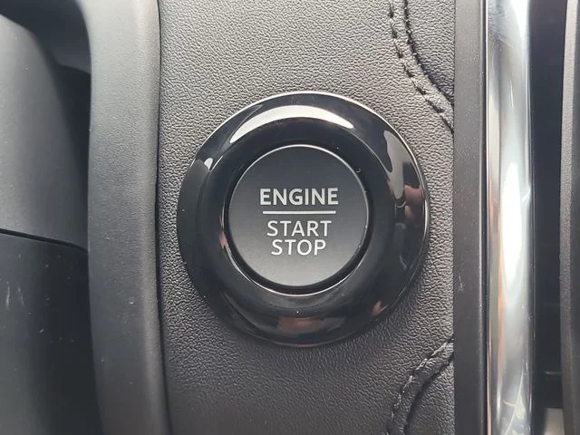 New 2026 White Metallic Ford Tremor image 32