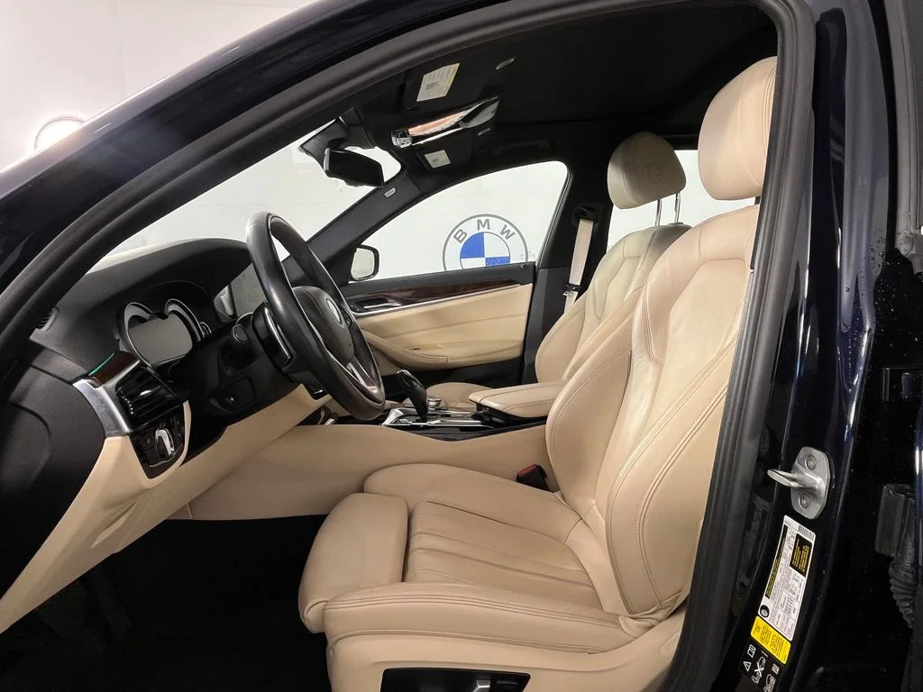 Used 2017 Blue BMW 530i xDrive image 2