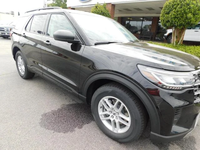 New 2026 Agate Black Metallic Ford Active image 2