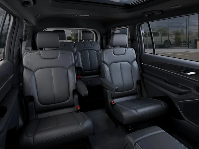 New 2026 Bright White Clear-Coat Exterior Paint Jeep Limited image 41