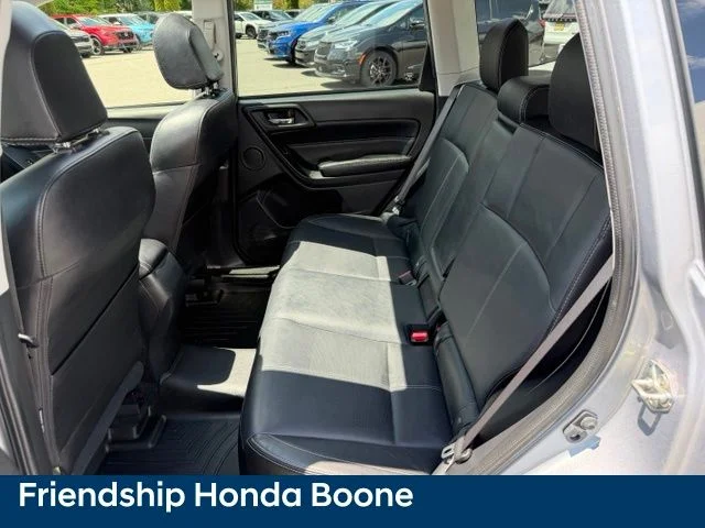 Used 2018 Silver Subaru 2.5i Touring image 34