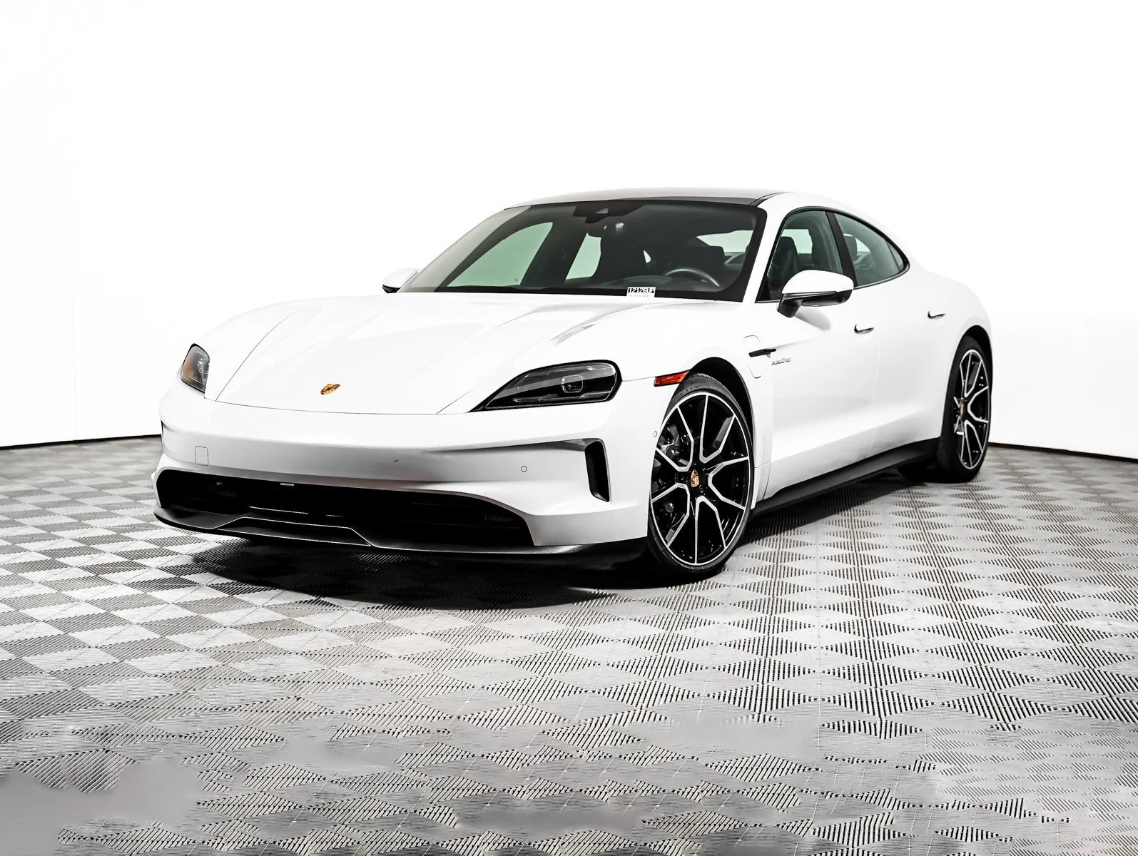 2025 Porsche Taycan