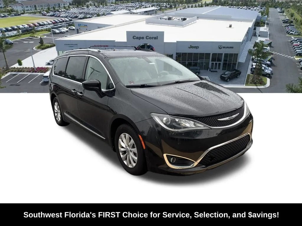 Used 2018 Chrysler Pacifica Touring L with VIN 2C4RC1BG3JR142624 for sale in Cape Coral, FL