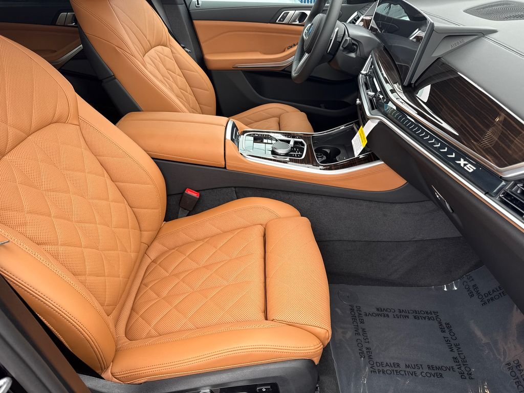 New 2026 Black Sapphire Metallic BMW xDrive40i image 13
